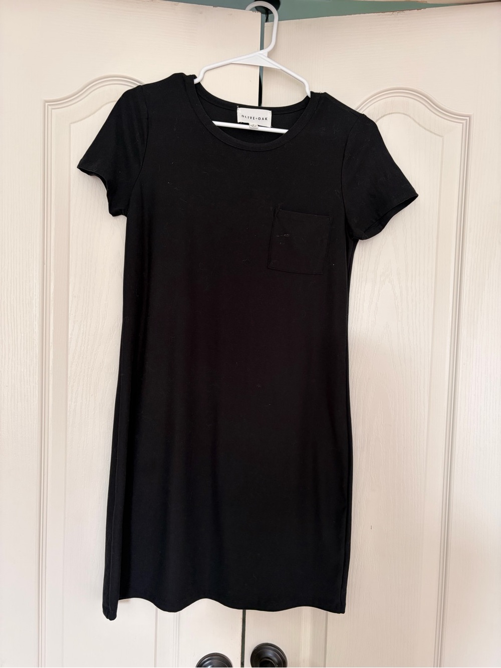 Olive & Oak Black Short Sleeve Pocket T-Shirt Dress